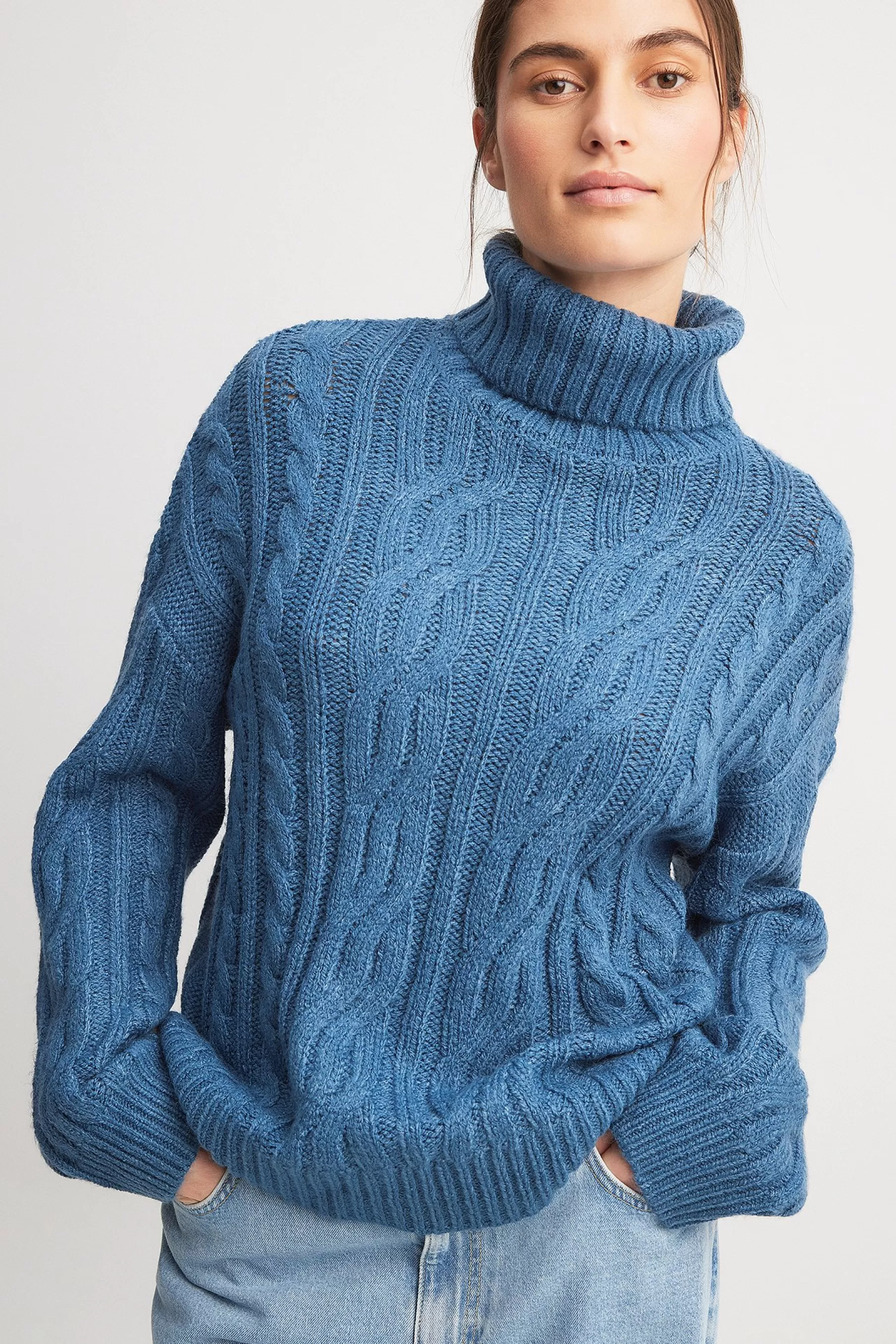 NA-KD Turtleneck Knitted Cable Sweater Blue