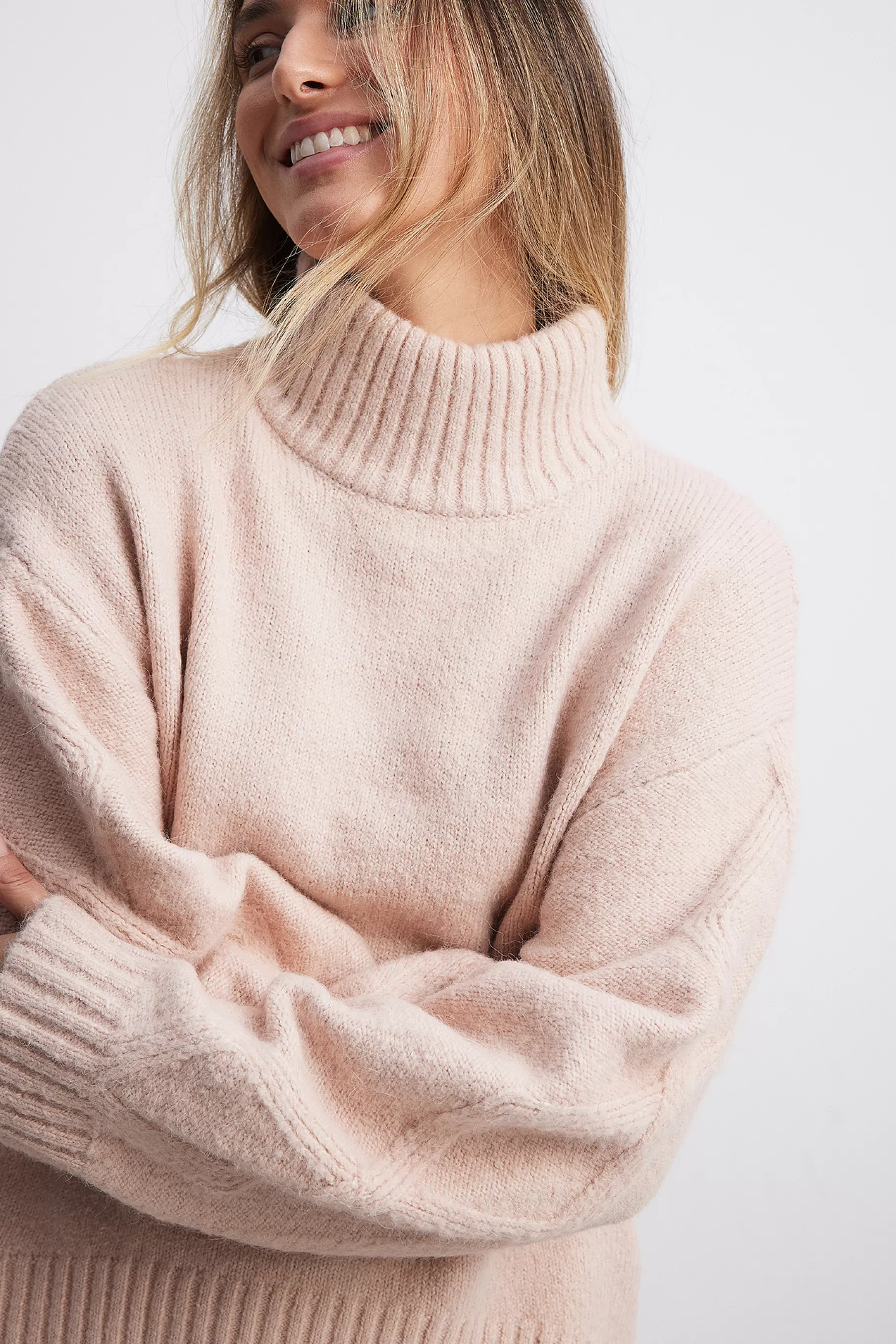 NA-KD Turtleneck Knitted Cable Sweater Pink