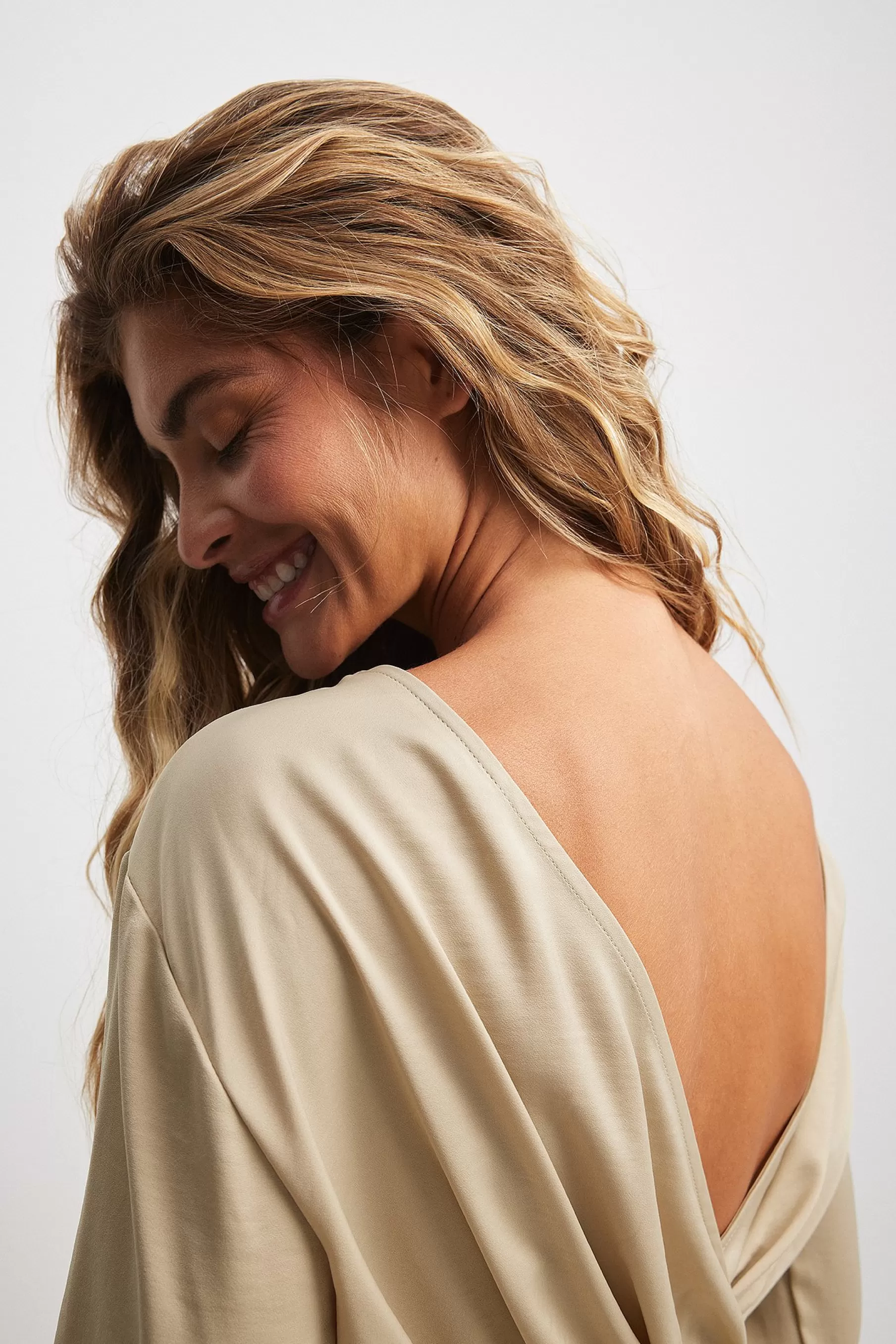 NA-KD V-back Draped Blouse Beige