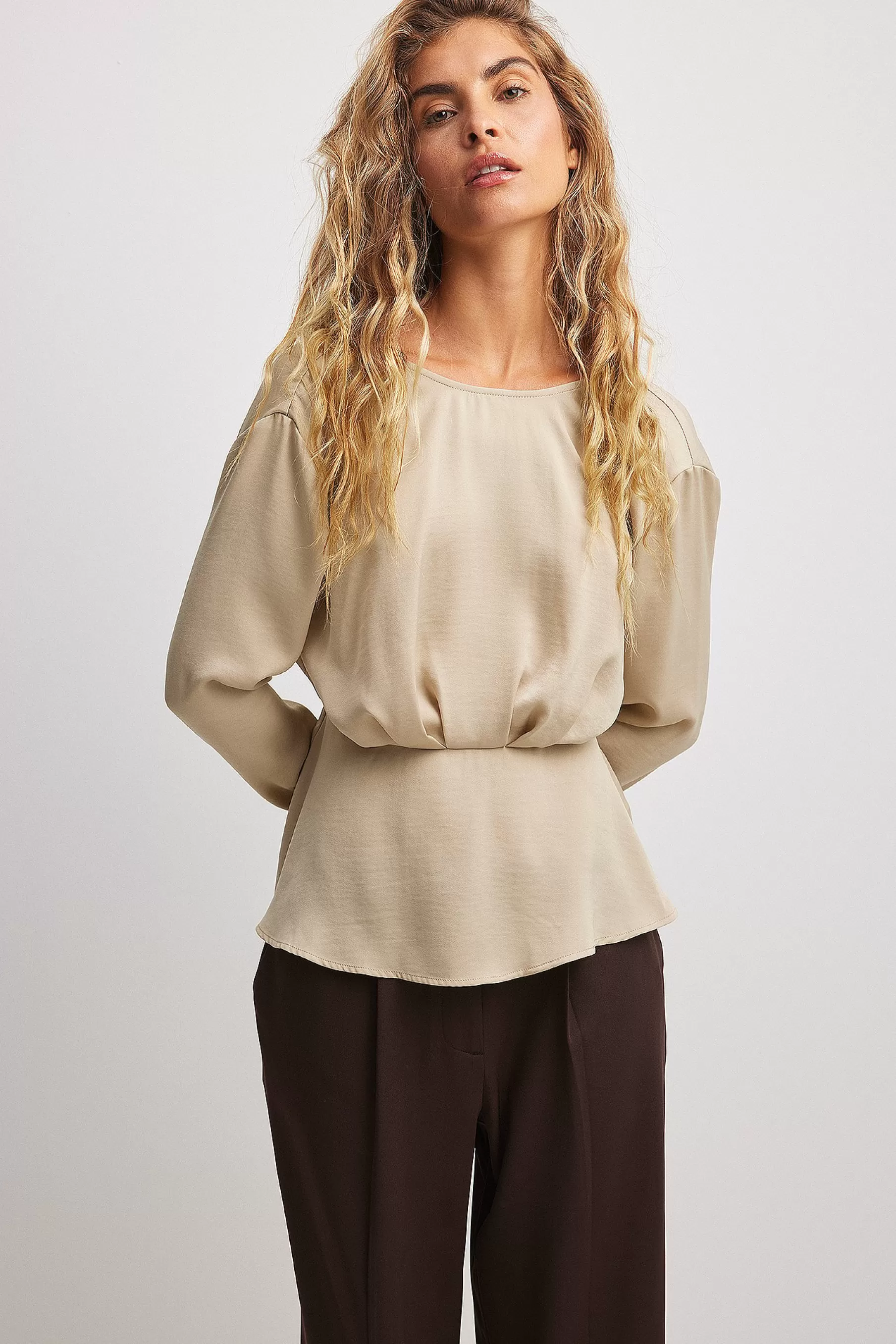 NA-KD V-back Draped Blouse Beige