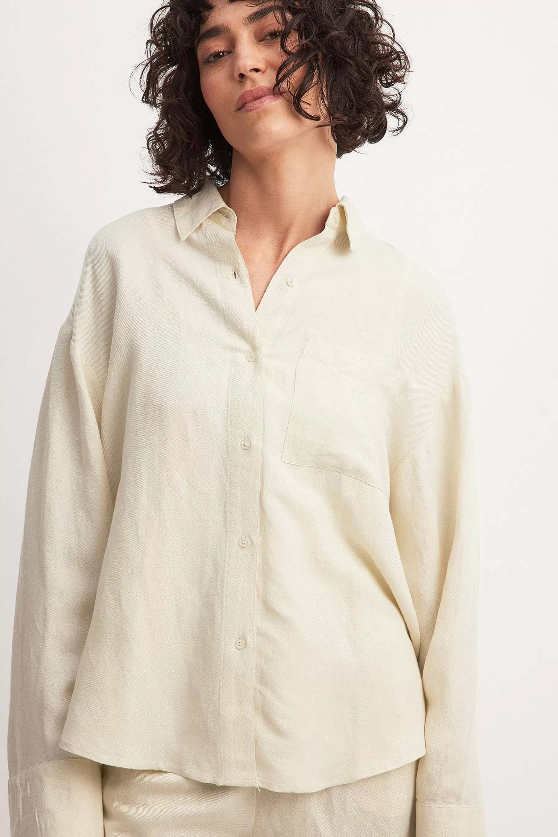 NA-KD Viscose Blend One Pocket Shirt Beige