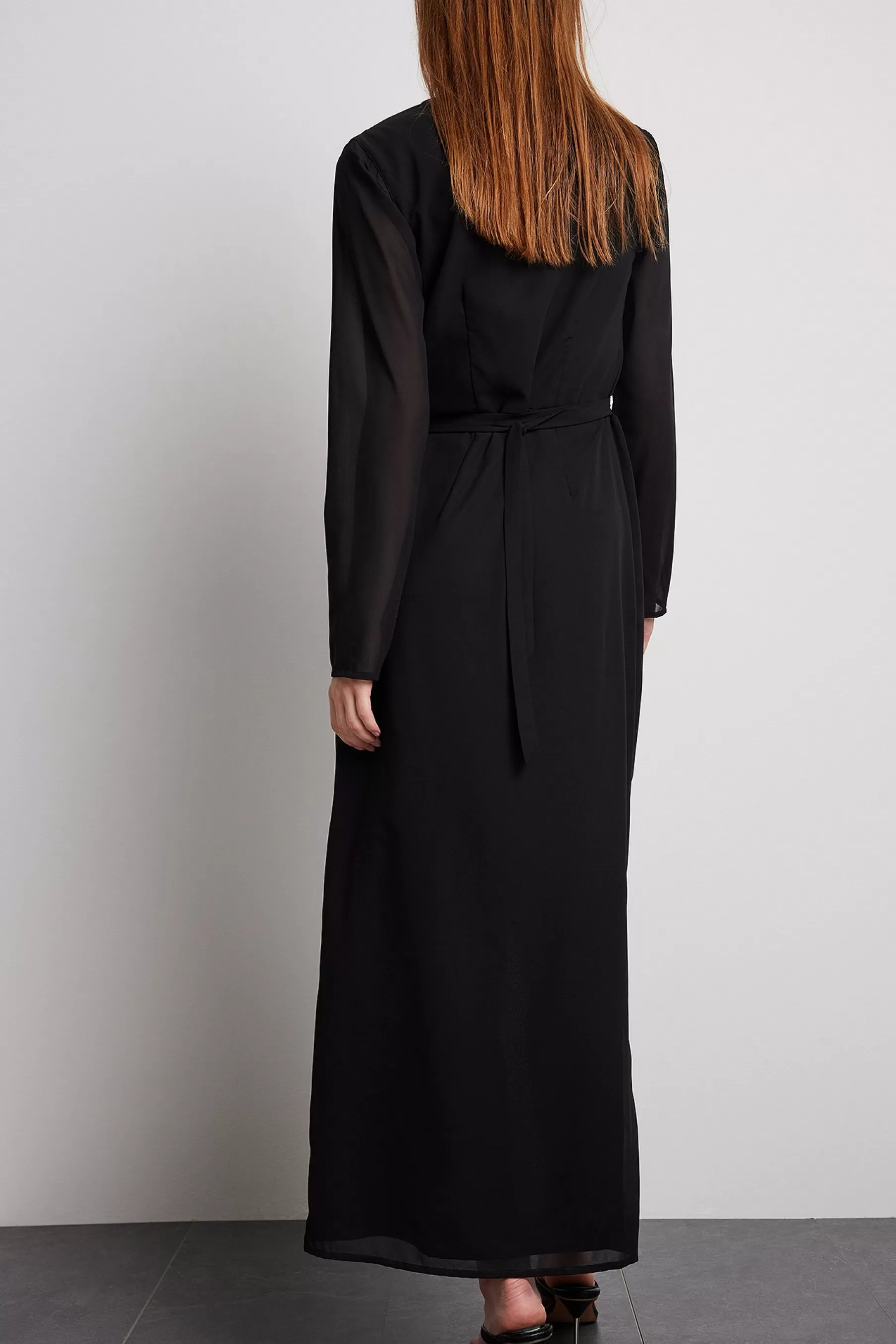 NA-KD V-neck Overlap Maxi Dress Black