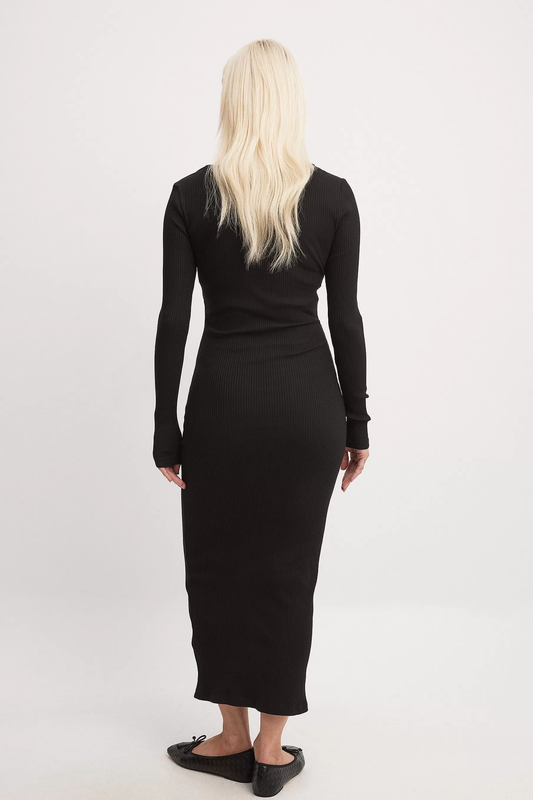 NA-KD V-Neck Ribbed Midi Dress Black