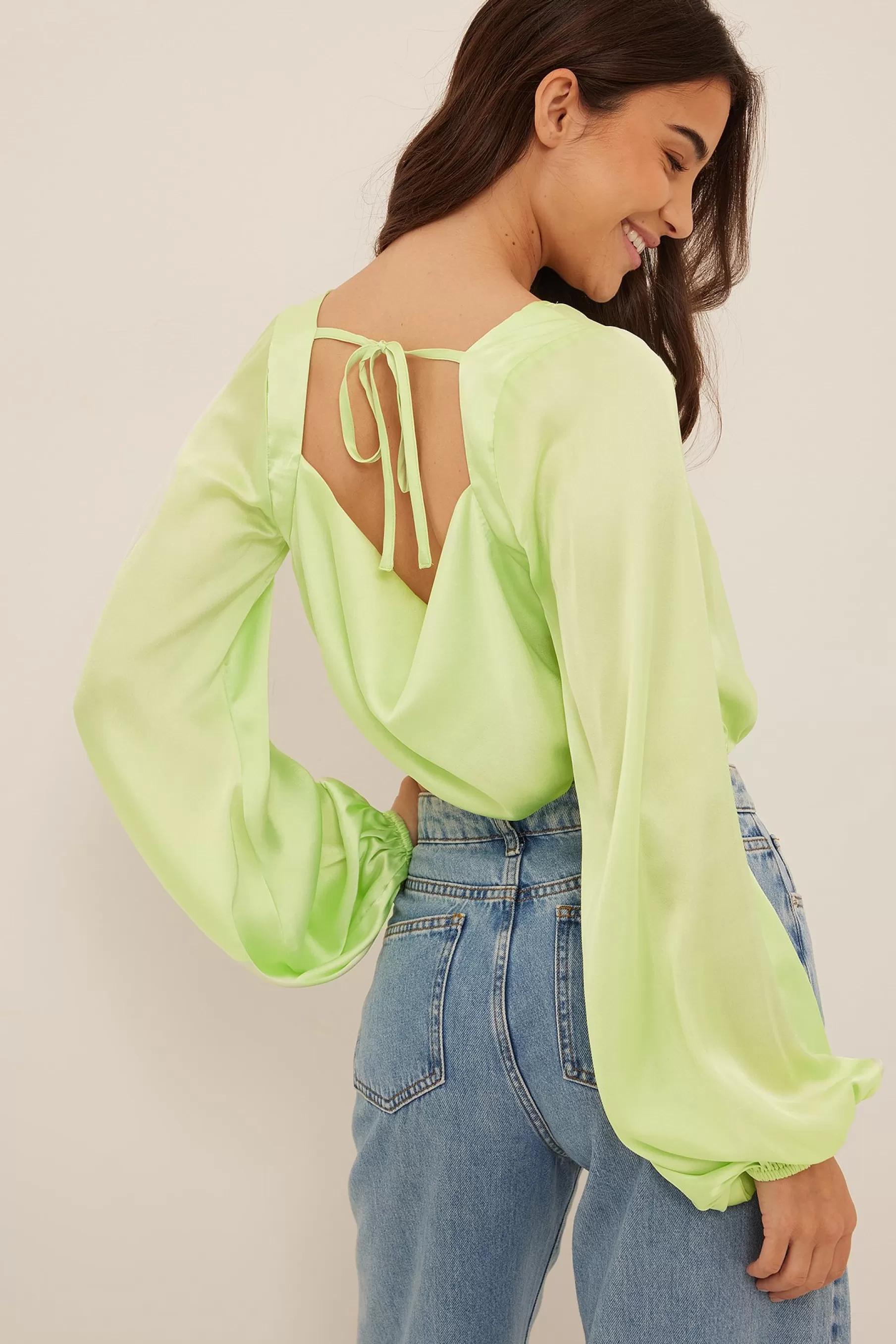 NA-KD Waterfall Back Satin Blouse Green