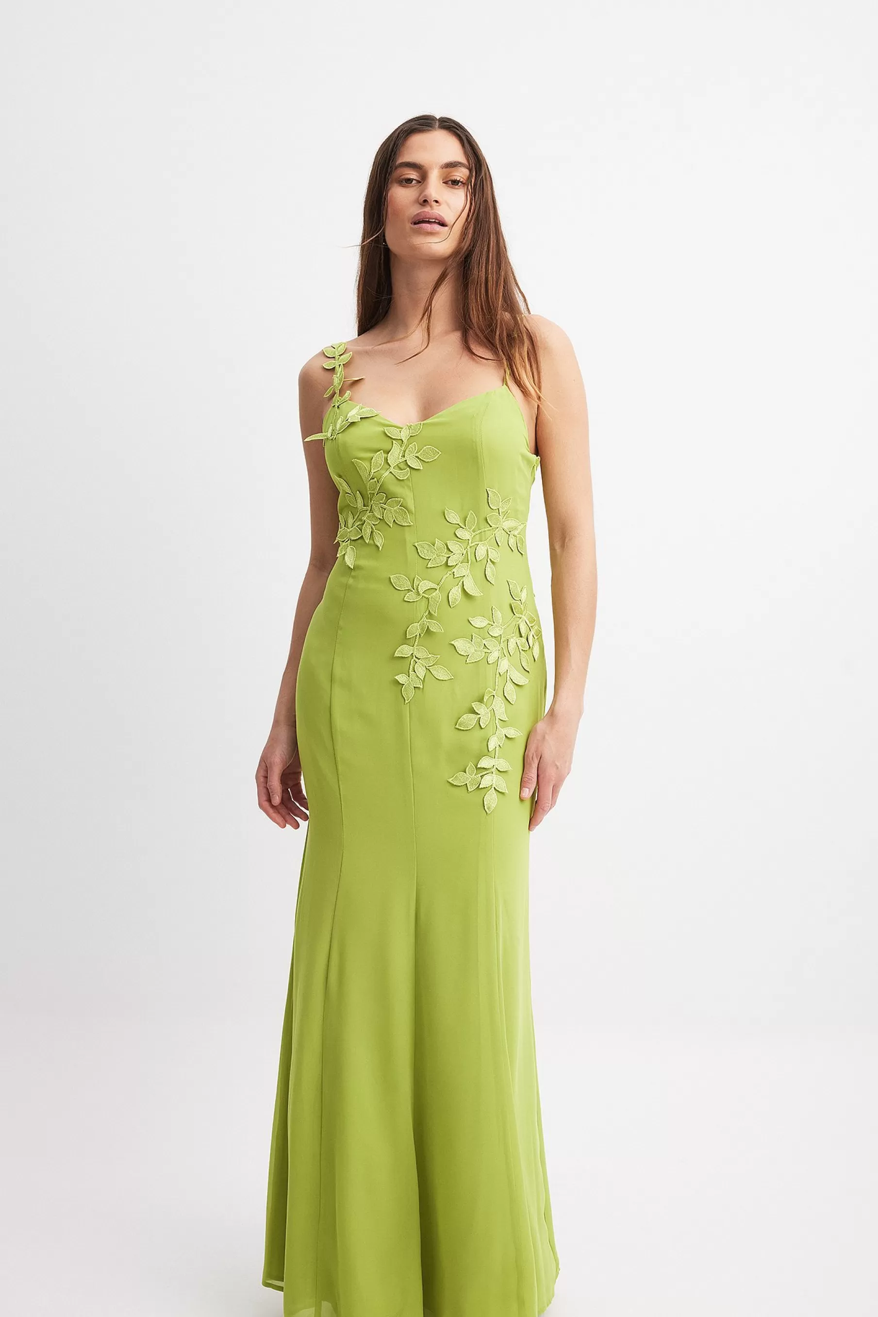 NA-KD Woven Flowy Back Detail Maxi Dress Green