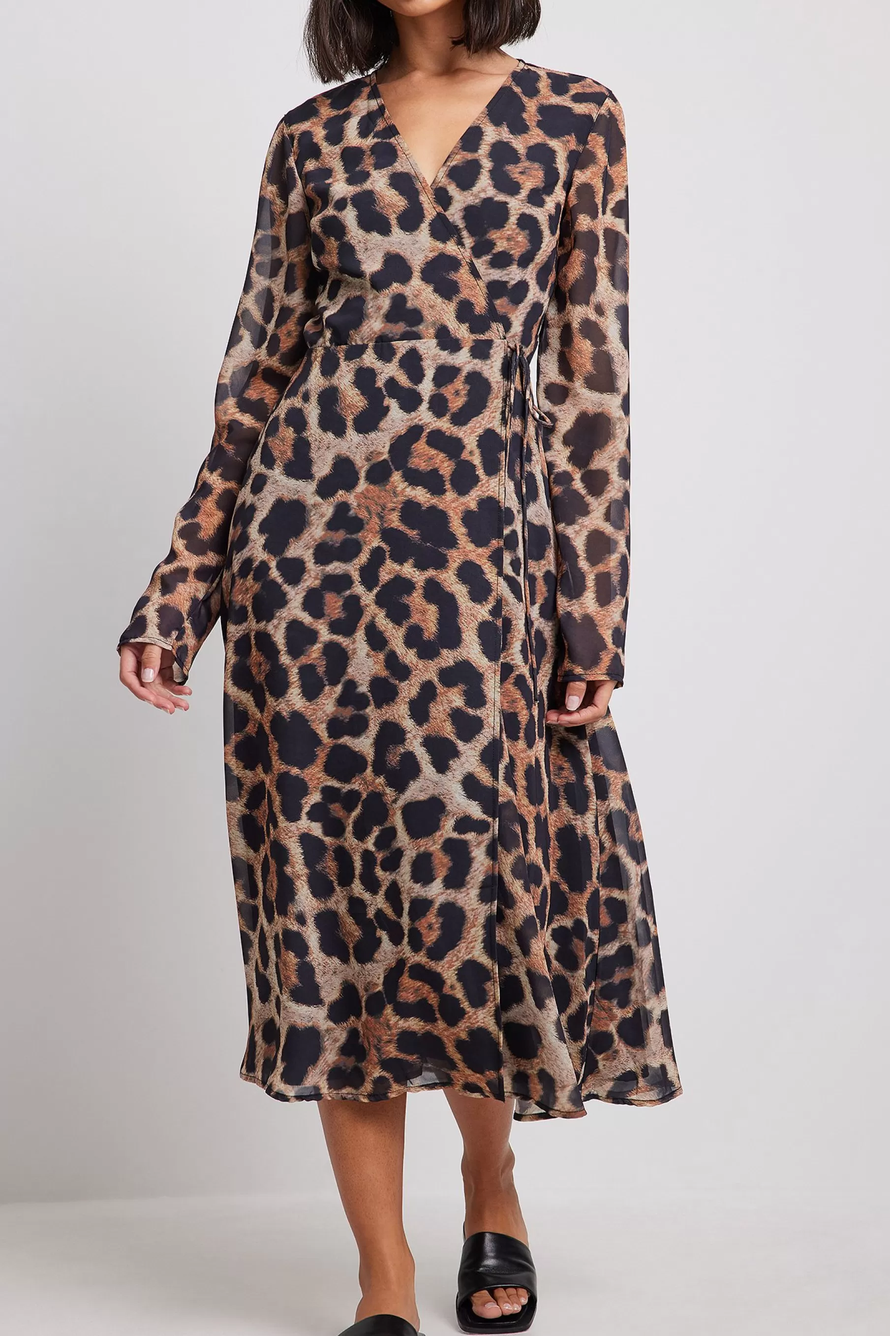 NA-KD Wrap Long Sleeve Midi Dress Leopard