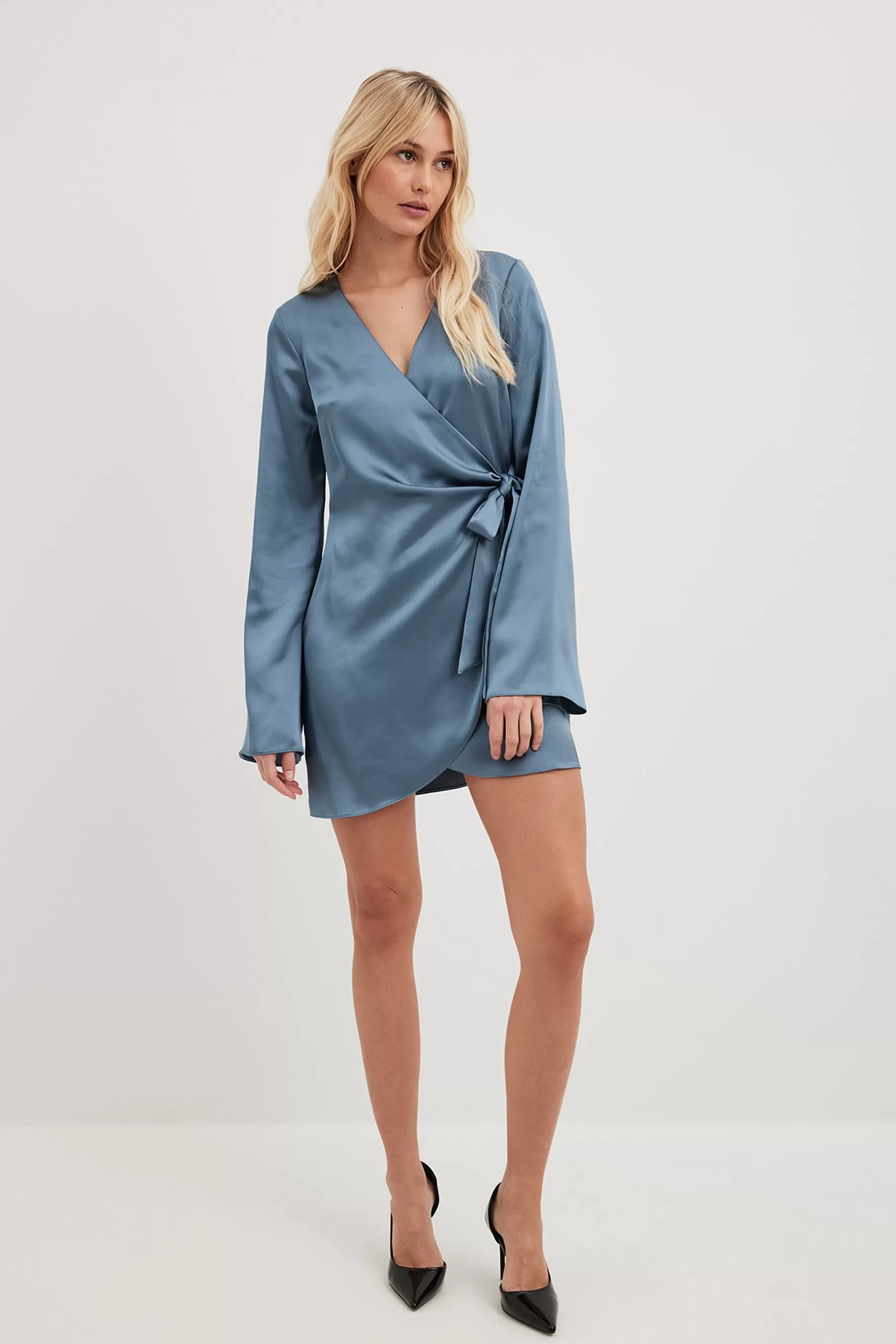 NA-KD Wrap Satin Dress Blue