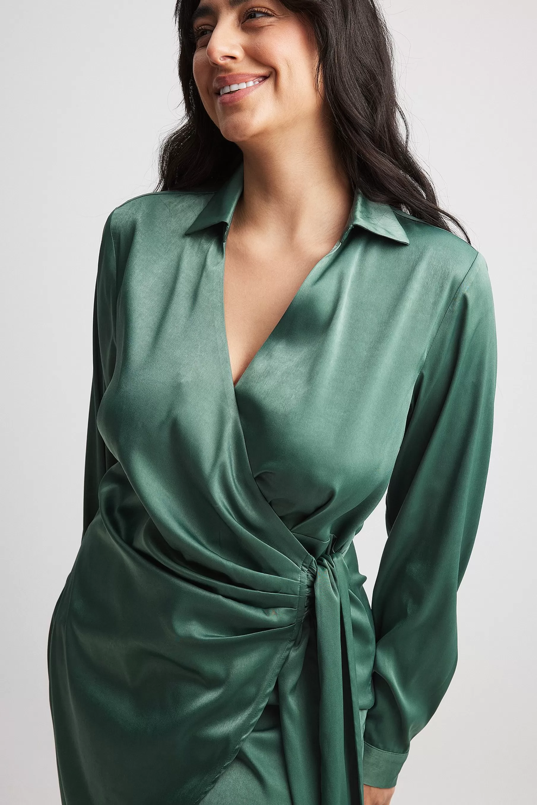 NA-KD Wrap Satin Shirt Dress Green